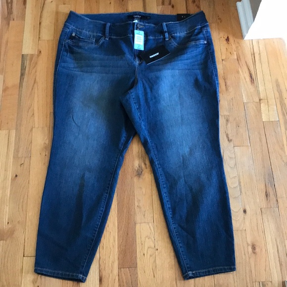 torrid Denim - Torrid 3 Button high rise Jegging stretch jeans